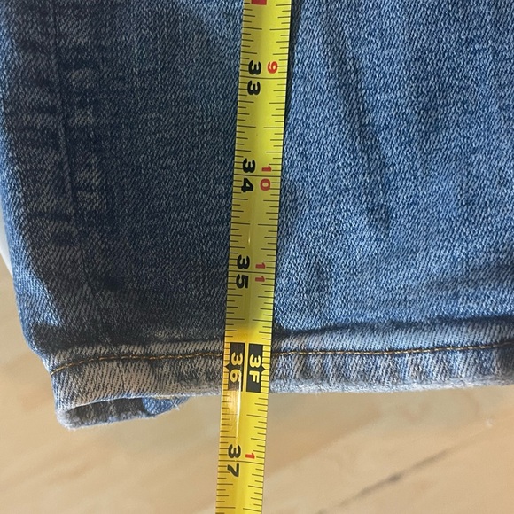 American Eagle AirFlex+ Men’s 32x36 Light Wash Distressed Ripped Jeans Denim - Picture 6 of 9